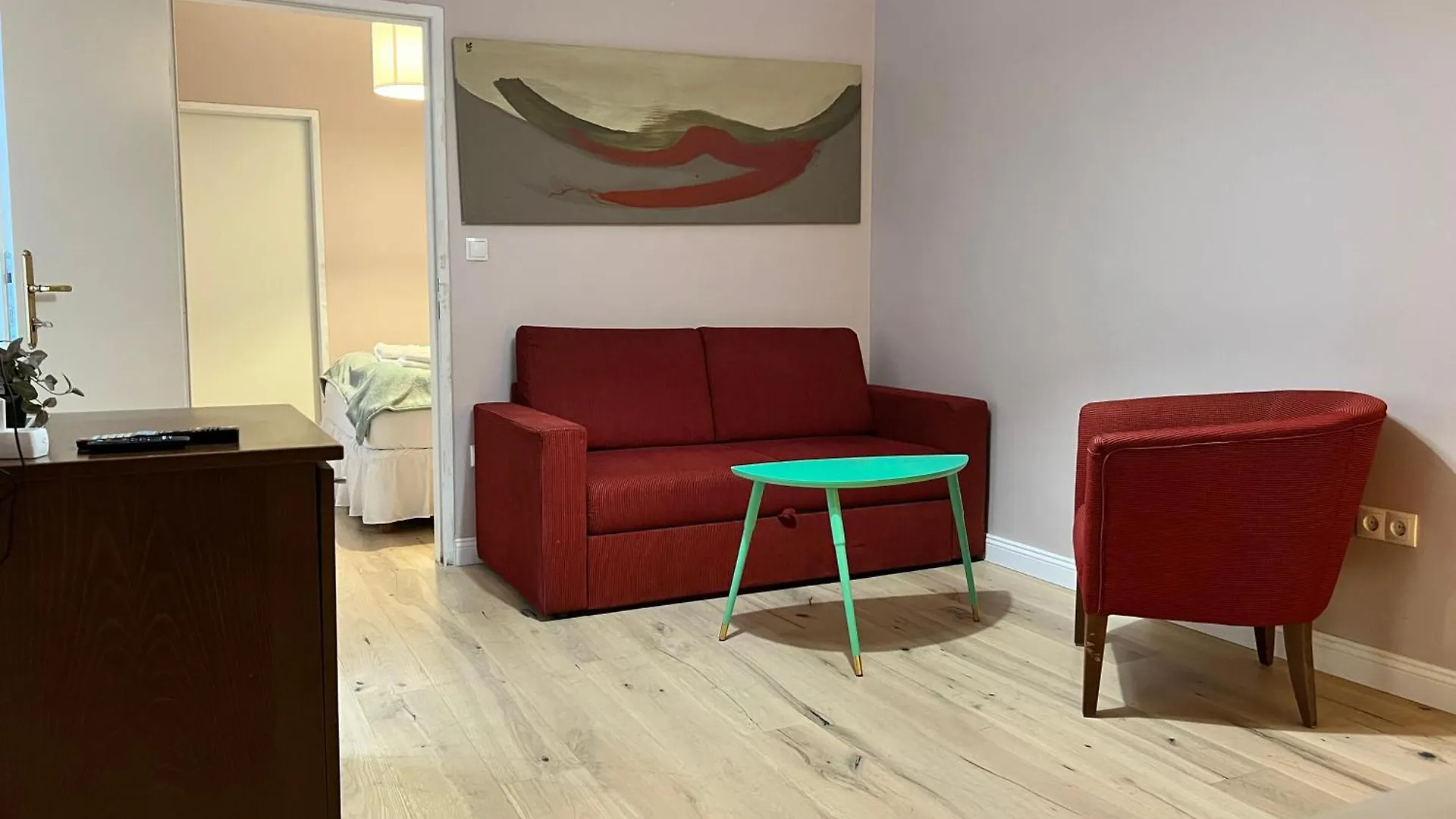 Amazing 1Br & 1Lr Apt & 5 Private Bedrooms By Mariahilfer 0*, Βιέννη Αυστρία